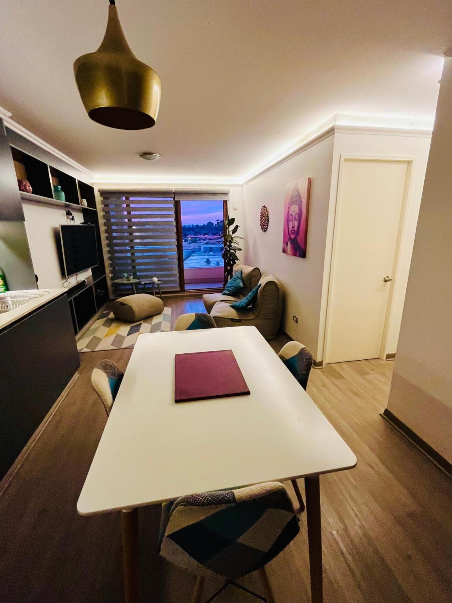 Exclusivo Departamento Equipado Estacionamiento Privado 2d-2b Con Excelente Ubicacion En Angeles * Los Ángeles