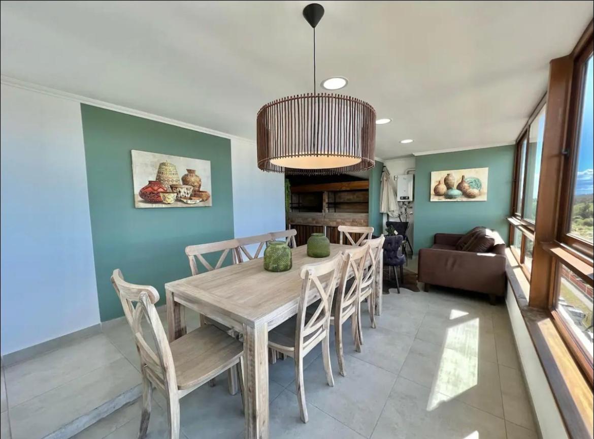 Exclusivo Departamento Equipado Estacionamiento Privado 2d-2b Con Excelente Ubicacion En Angeles Apartamento